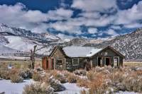 196-Lonely-Cabin-in-Snow